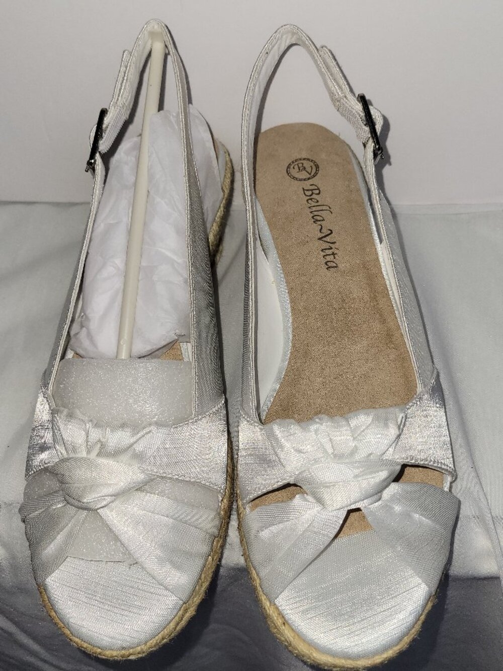 Elegant Bella Vita White Silk Fabric Espadrille- Size 7M